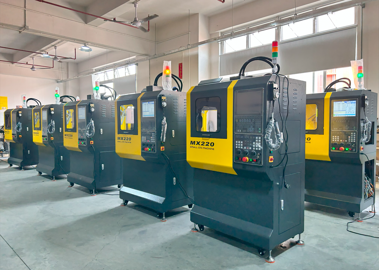 五軸教學(xué)加工中心